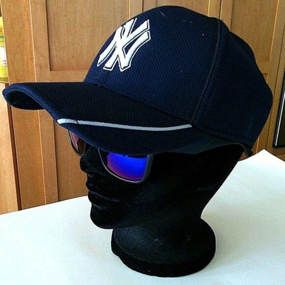 MLB New York Yankees Baseball Cap Navy Blue Classic Team Logo Hat New Era Cool - Picture 11 of 16